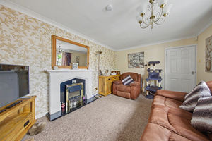 Compass Crescent Old Whittington